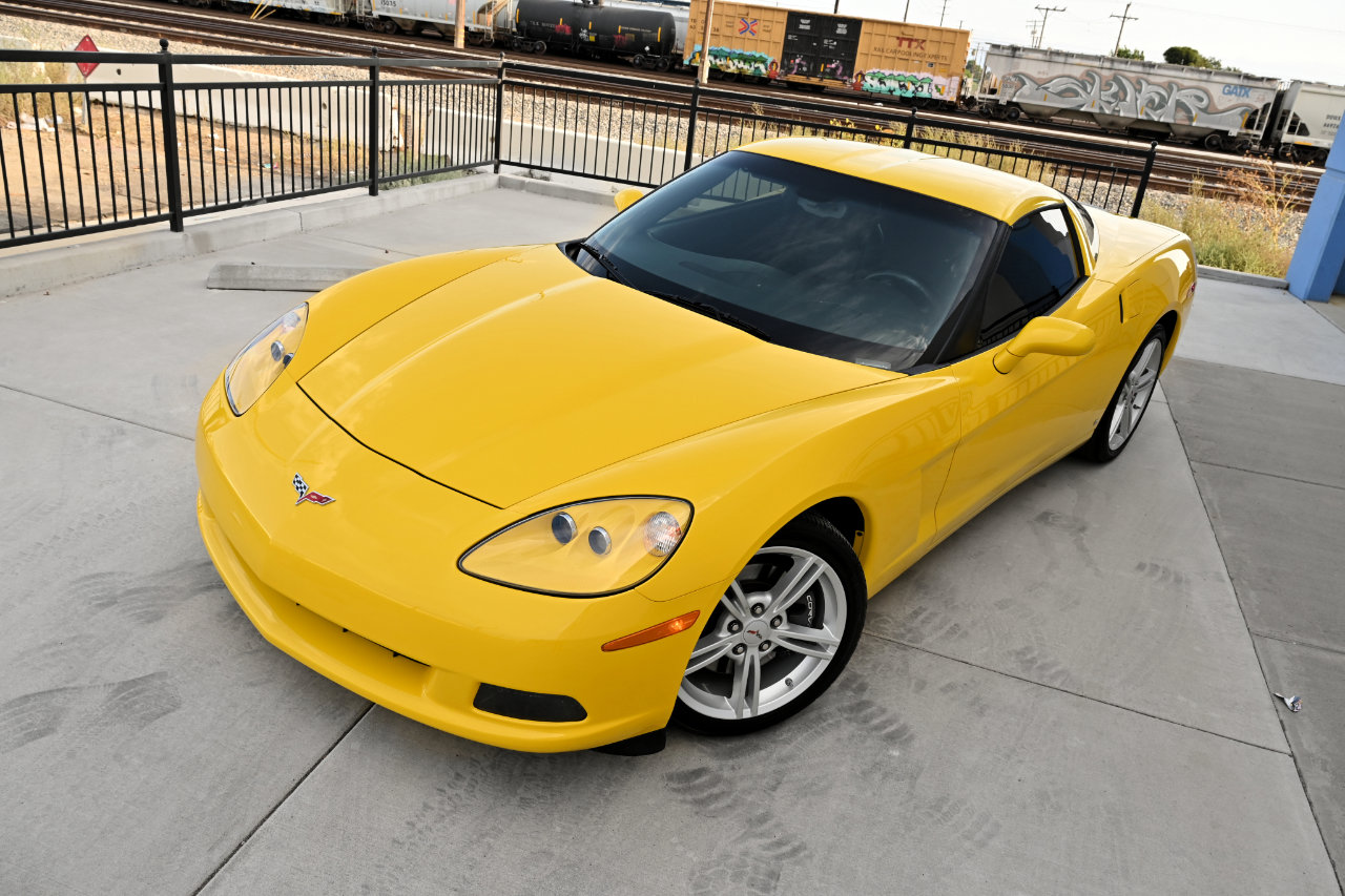 Used 2008 Chevrolet Corvette Coupe image 11
