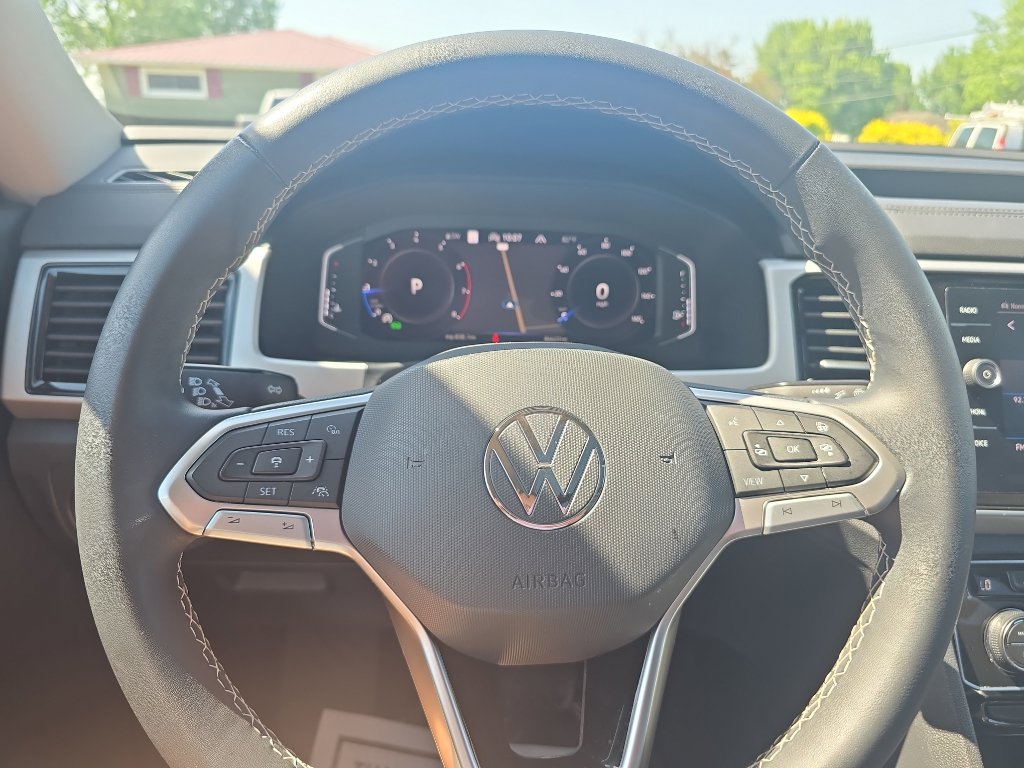 Used 2022 Volkswagen Atlas SEL image 17