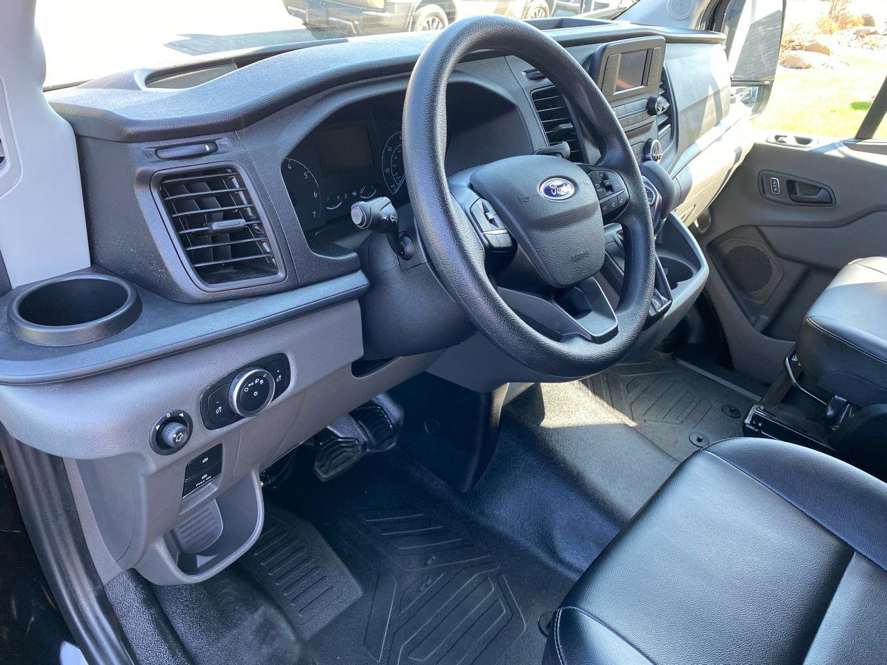Used 2023 Ford Transit 250 148 High Roof Extended w/ Load Area Protection Package RWD image 19
