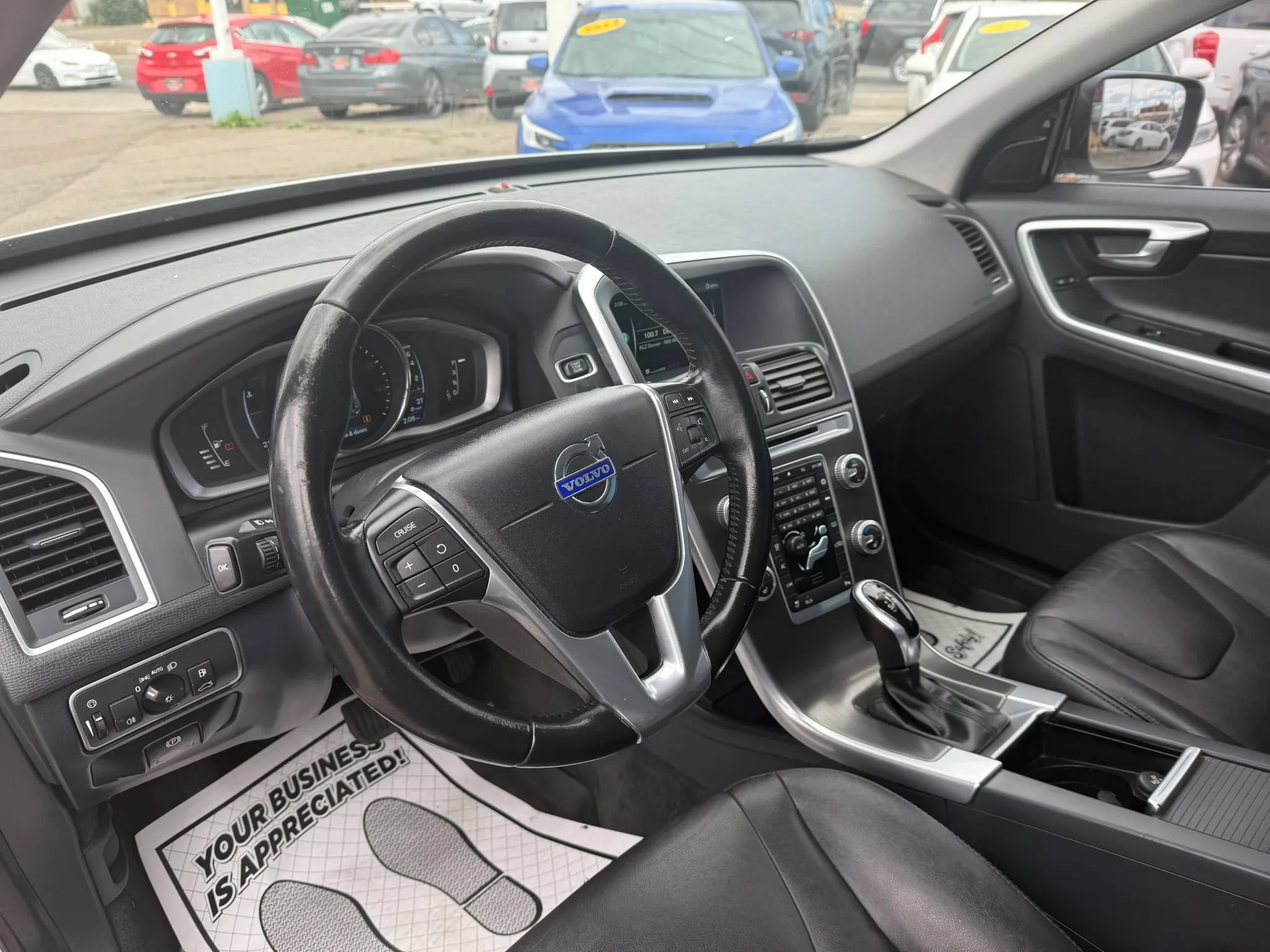 Used 2016 Volvo XC60 T5 Premier w/ Protection Package AWD/4WD image 11