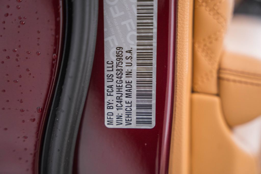 New 2025 Jeep Grand Cherokee Summit image 43