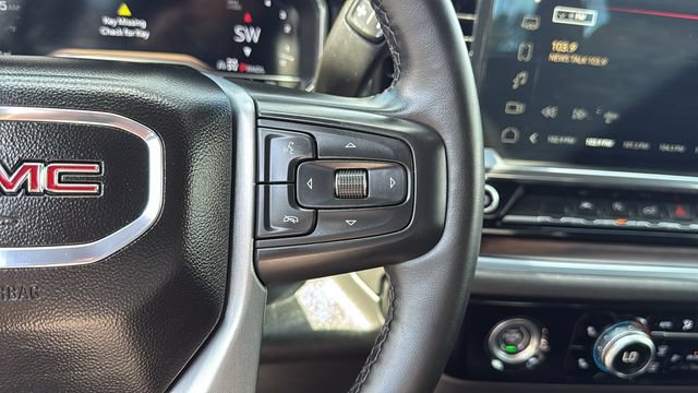 Used 2024 GMC Sierra 1500 SLT AWD/4WD image 17