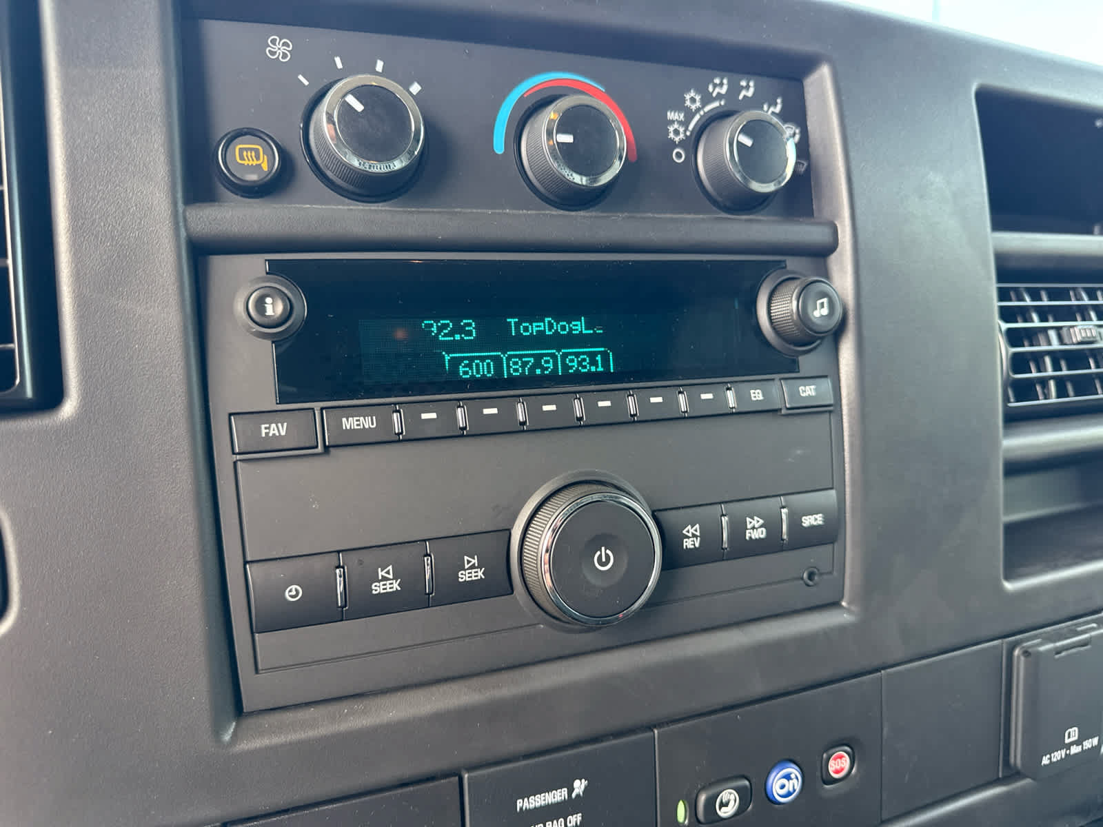 New 2025 Chevrolet Express 2500 w/ Driver Convenience Package RWD image 15