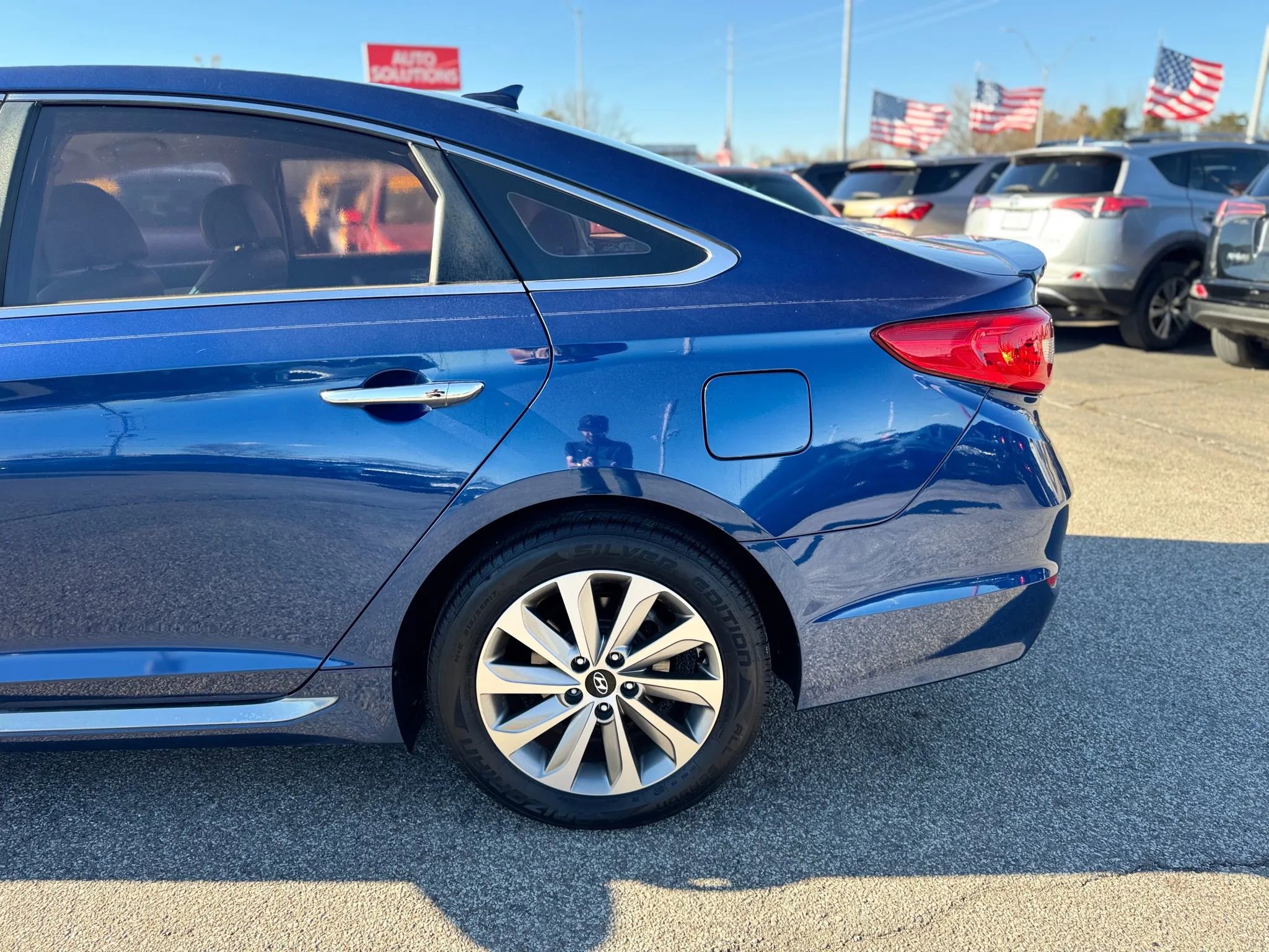 Used 2016 Hyundai Sonata Sport w/ Option Group 02 image 10