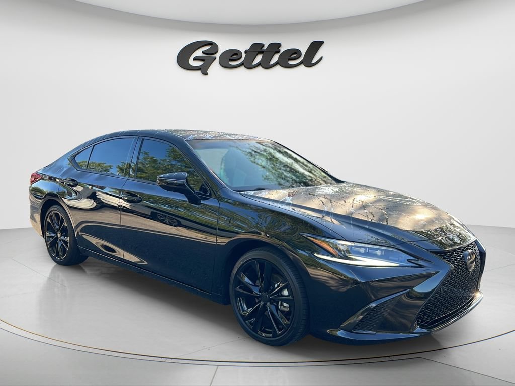 Used 2024 Lexus ES 300h F Sport w/ Accessory Package (Z2) FWD image 3