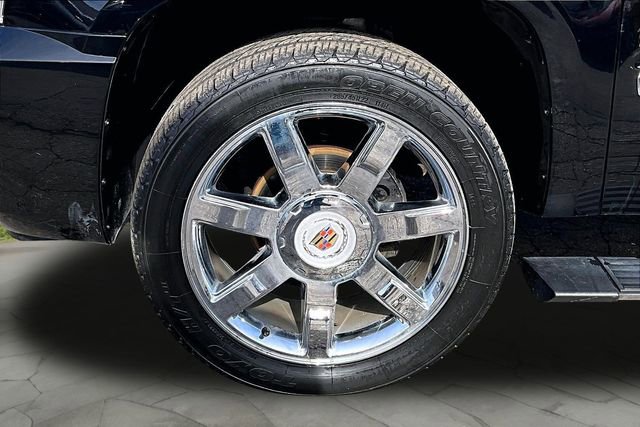 Used 2013 Cadillac Escalade EXT Premium image 8