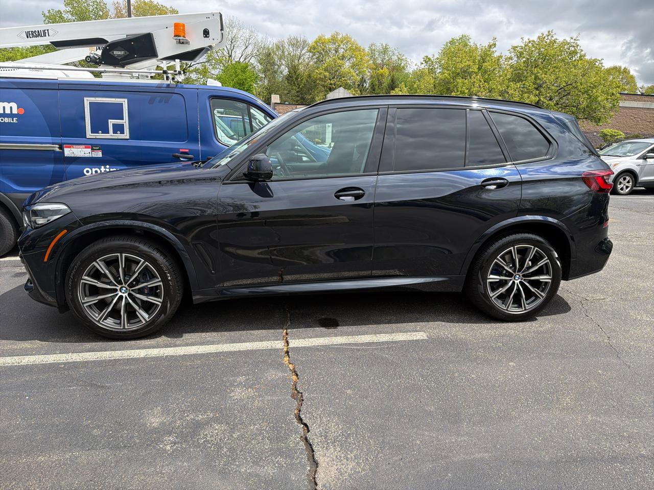 Used 2022 BMW X5 xDrive40i w/ M Sport Package AWD/4WD image 16