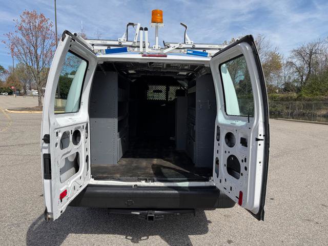 Used 2013 Ford E-150 and Econoline 150 RWD image 24