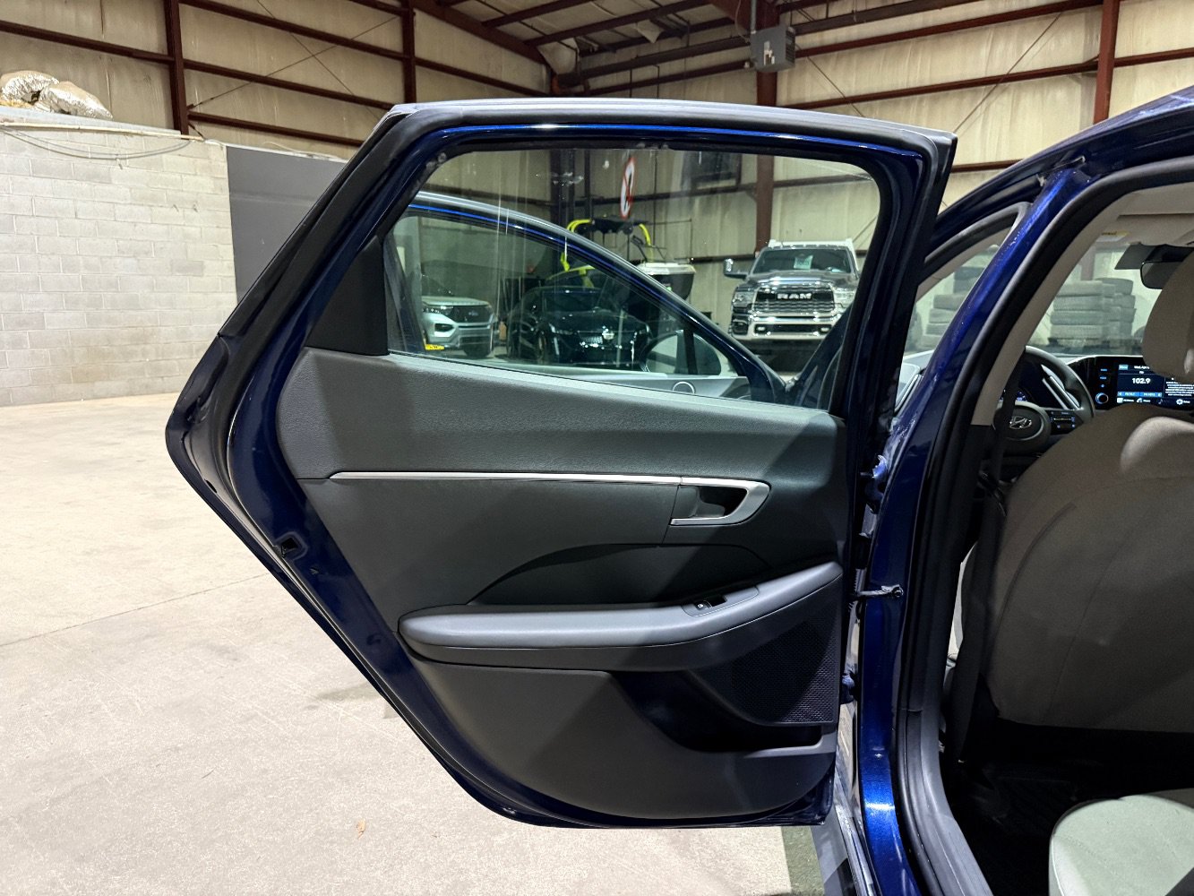 Used 2021 Hyundai Sonata SE FWD image 15