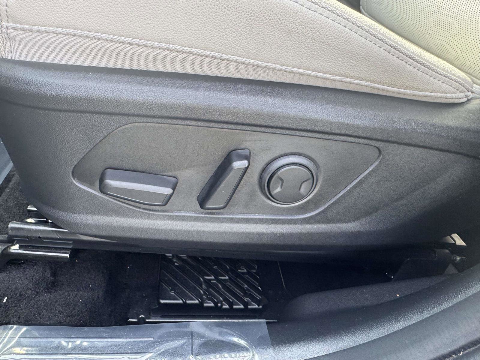 Used 2024 Hyundai Tucson Limited image 16