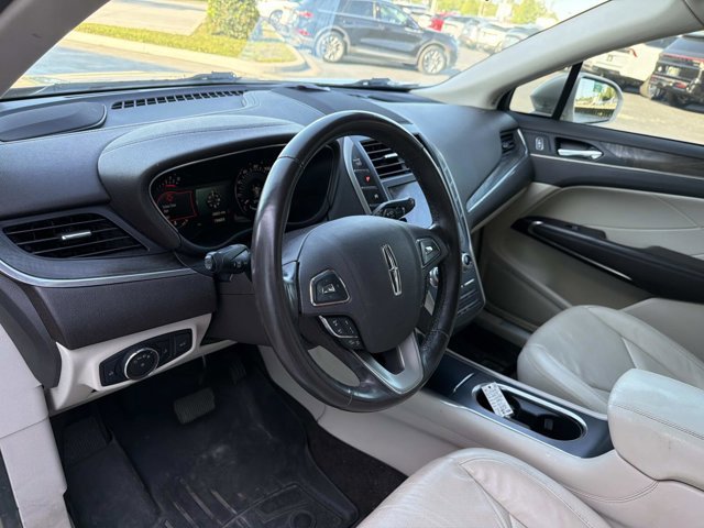 Used 2017 Lincoln MKC Reserve image 14