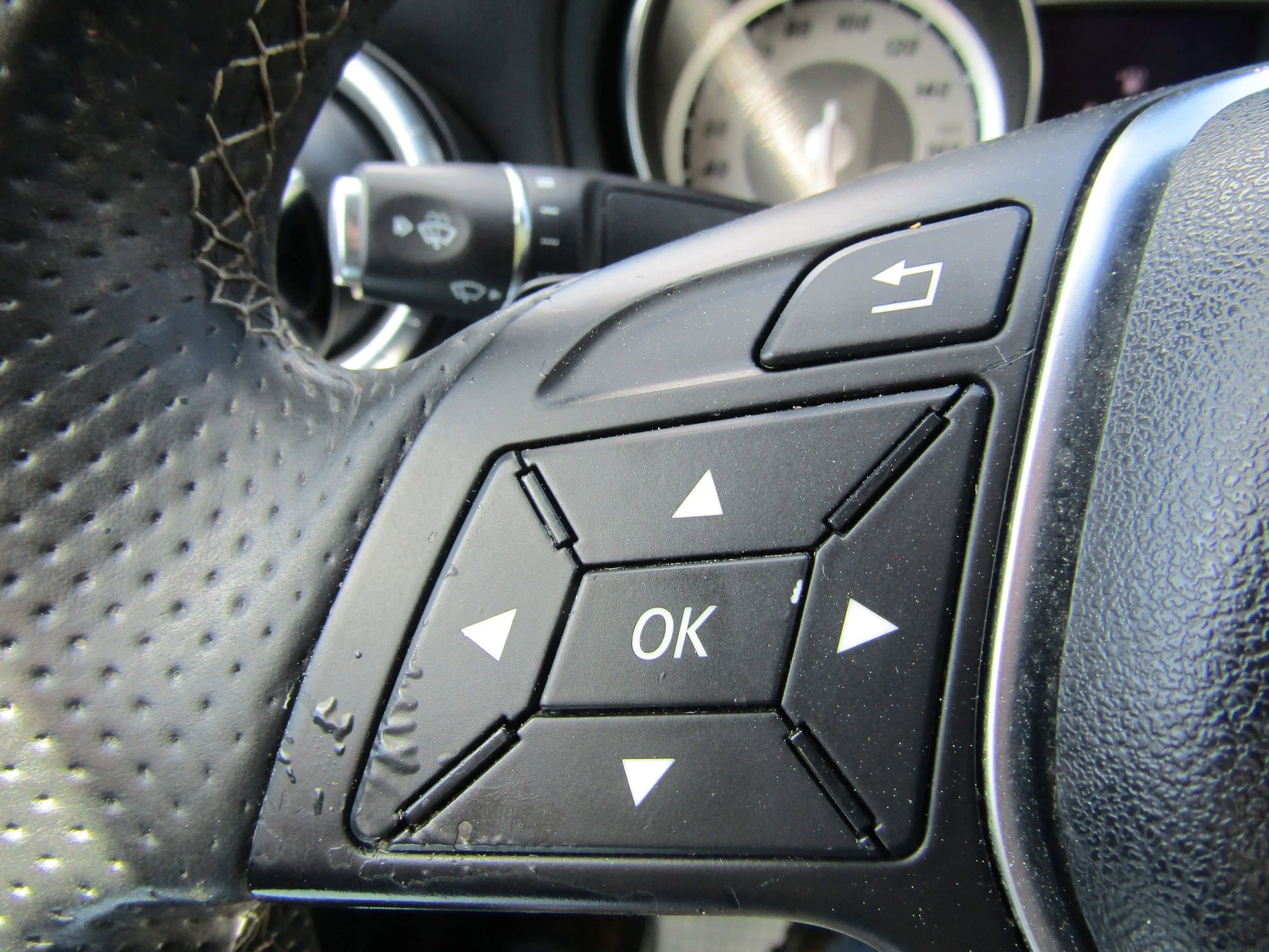 Used 2014 Mercedes-Benz CLA 250 image 21