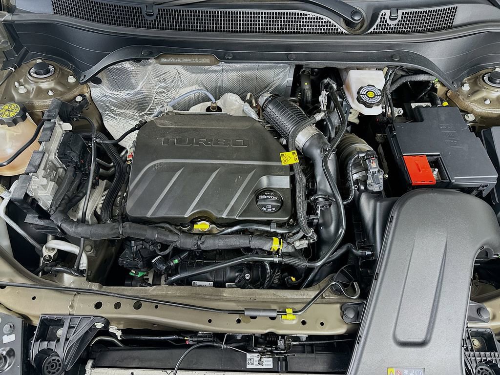 Used 2024 Chevrolet Trax LT w/ LT Convenience Package FWD image 31