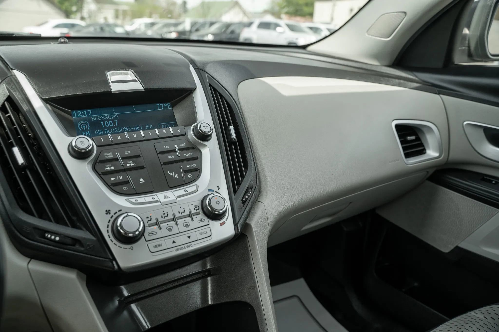 Used 2011 Chevrolet Equinox LS w/ Bluetooth Package FWD image 18