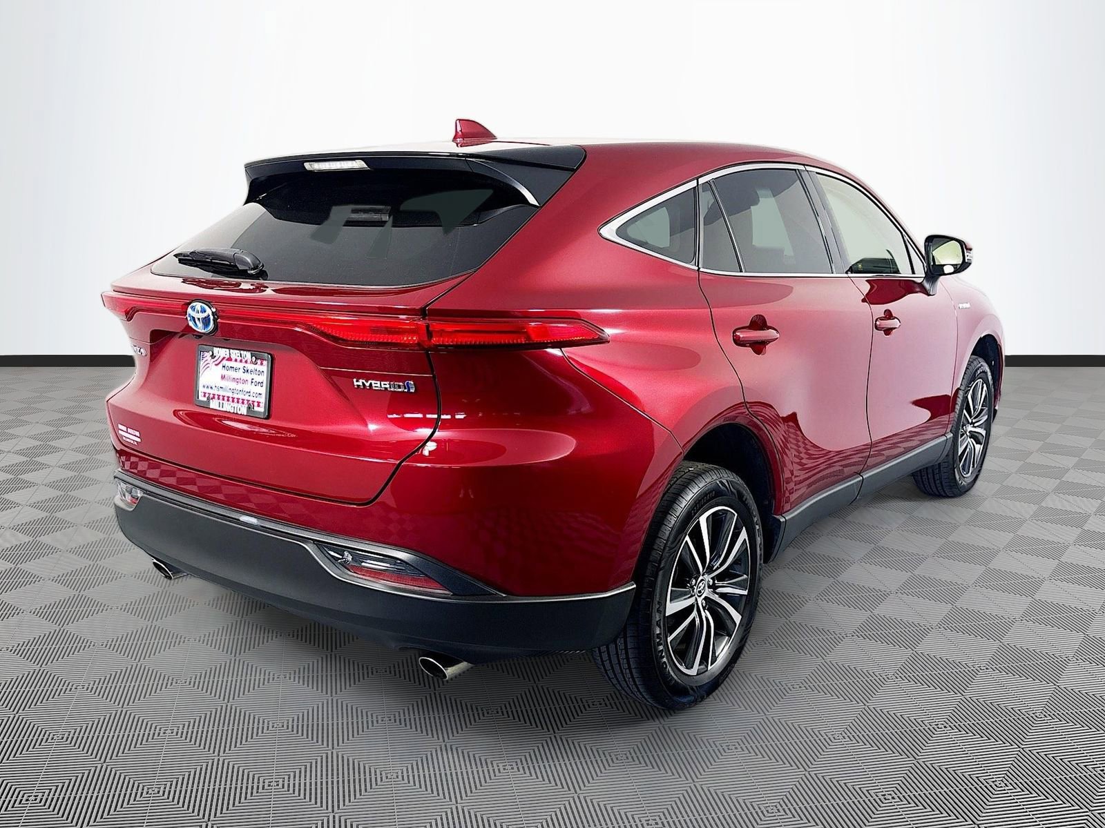 Used 2021 Toyota Venza LE AWD/4WD image 7