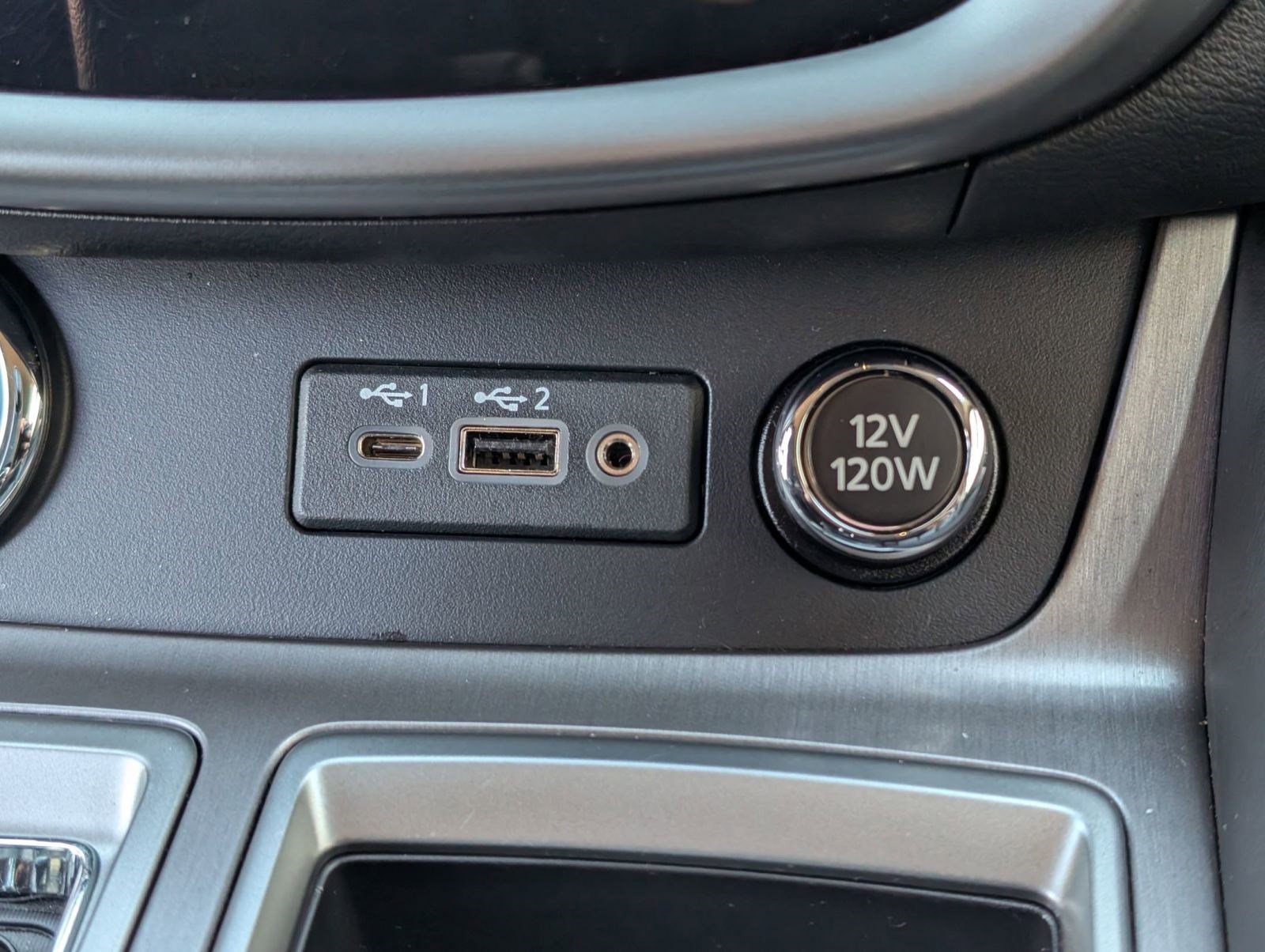 Used 2024 Nissan Murano SV w/ SV Midnight Edition Package image 24