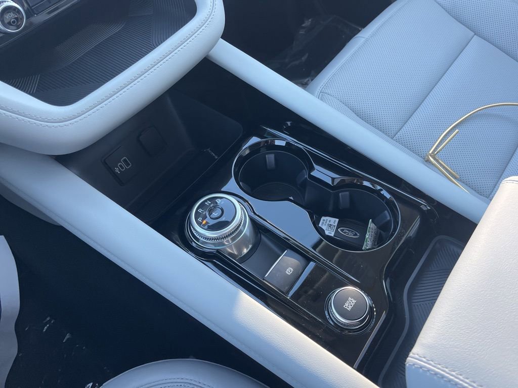 New 2026 Ford Explorer Platinum w/ LUX Leather Package image 20