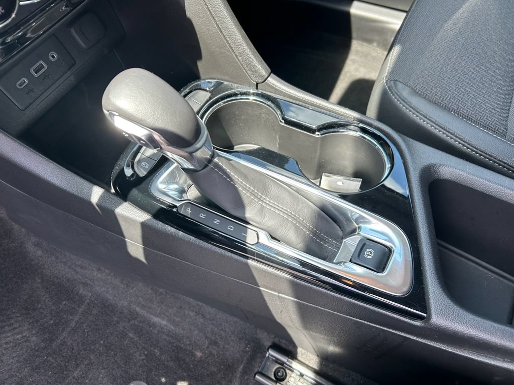 Used 2020 Buick Encore GX Select AWD/4WD image 21