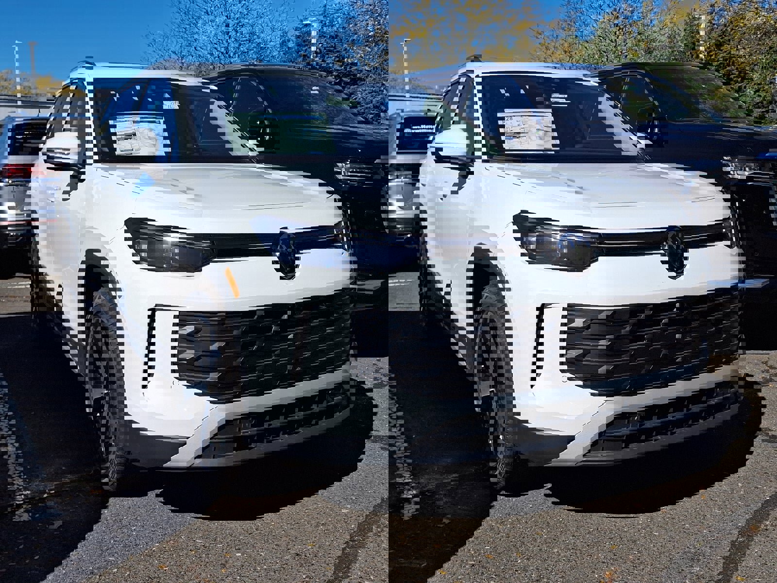 New 2026 Volkswagen Tiguan SE image 1