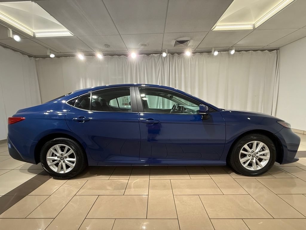 Used 2026 Toyota Camry LE FWD image 6