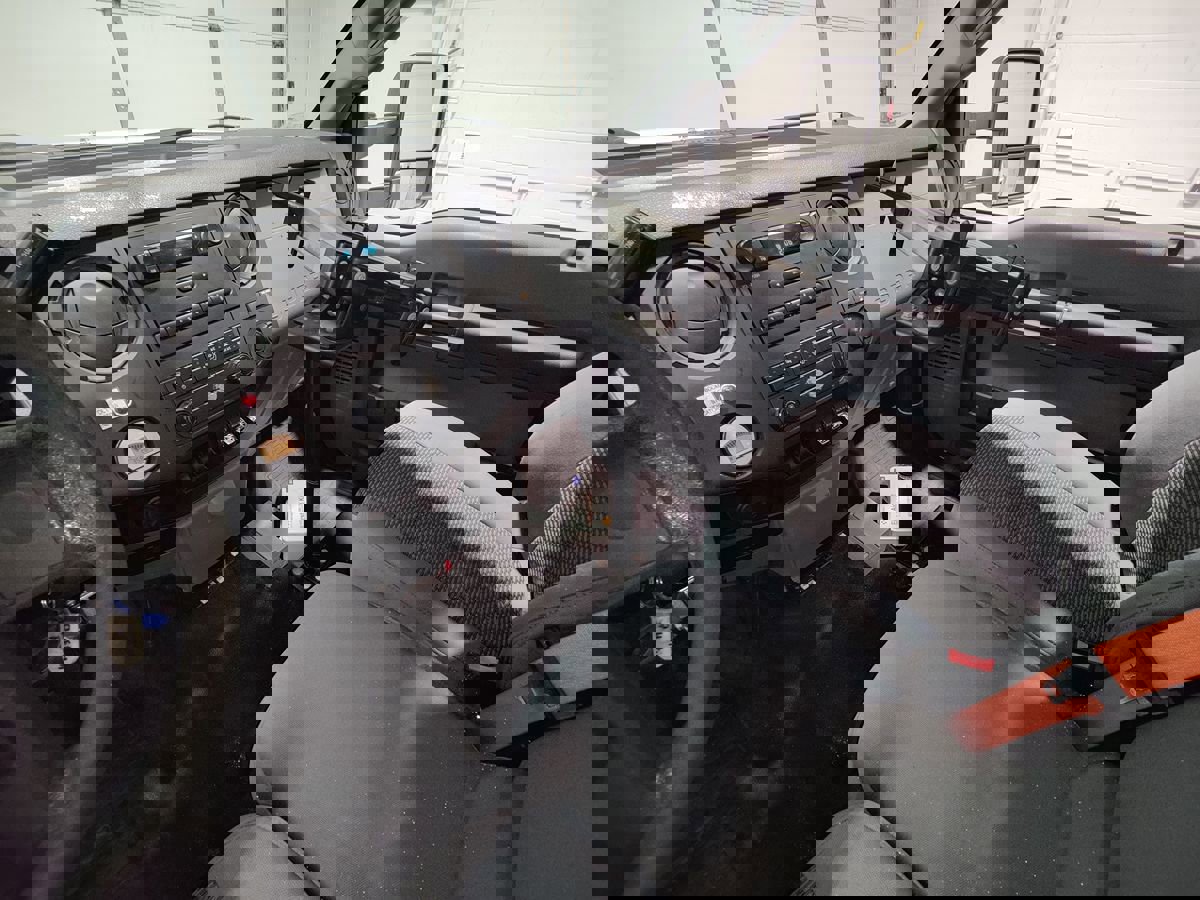 Used 2014 Ford F450 XL w/ Power Equipment Group image 41