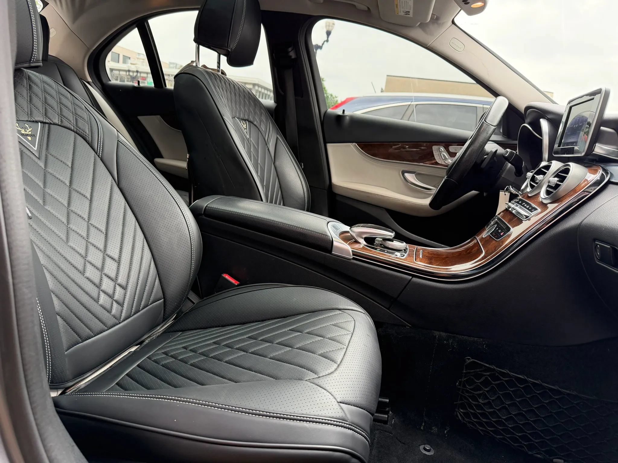 Used 2015 Mercedes-Benz C 300 4MATIC Sedan image 16