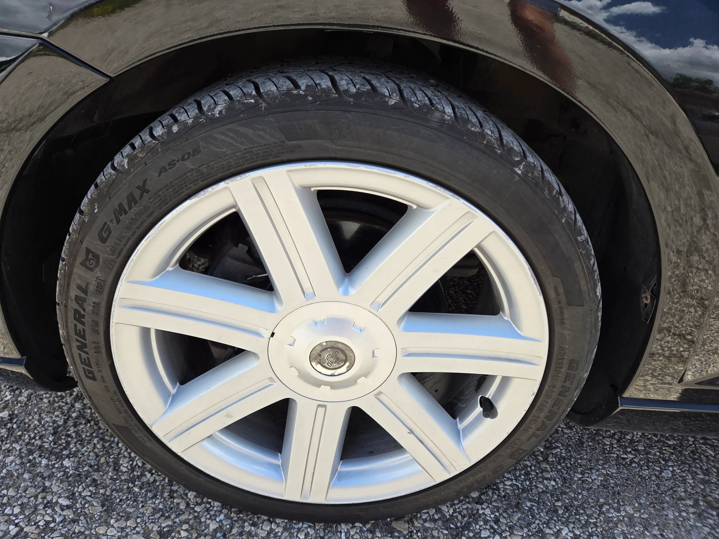Used 2007 Chrysler Crossfire Coupe RWD image 8