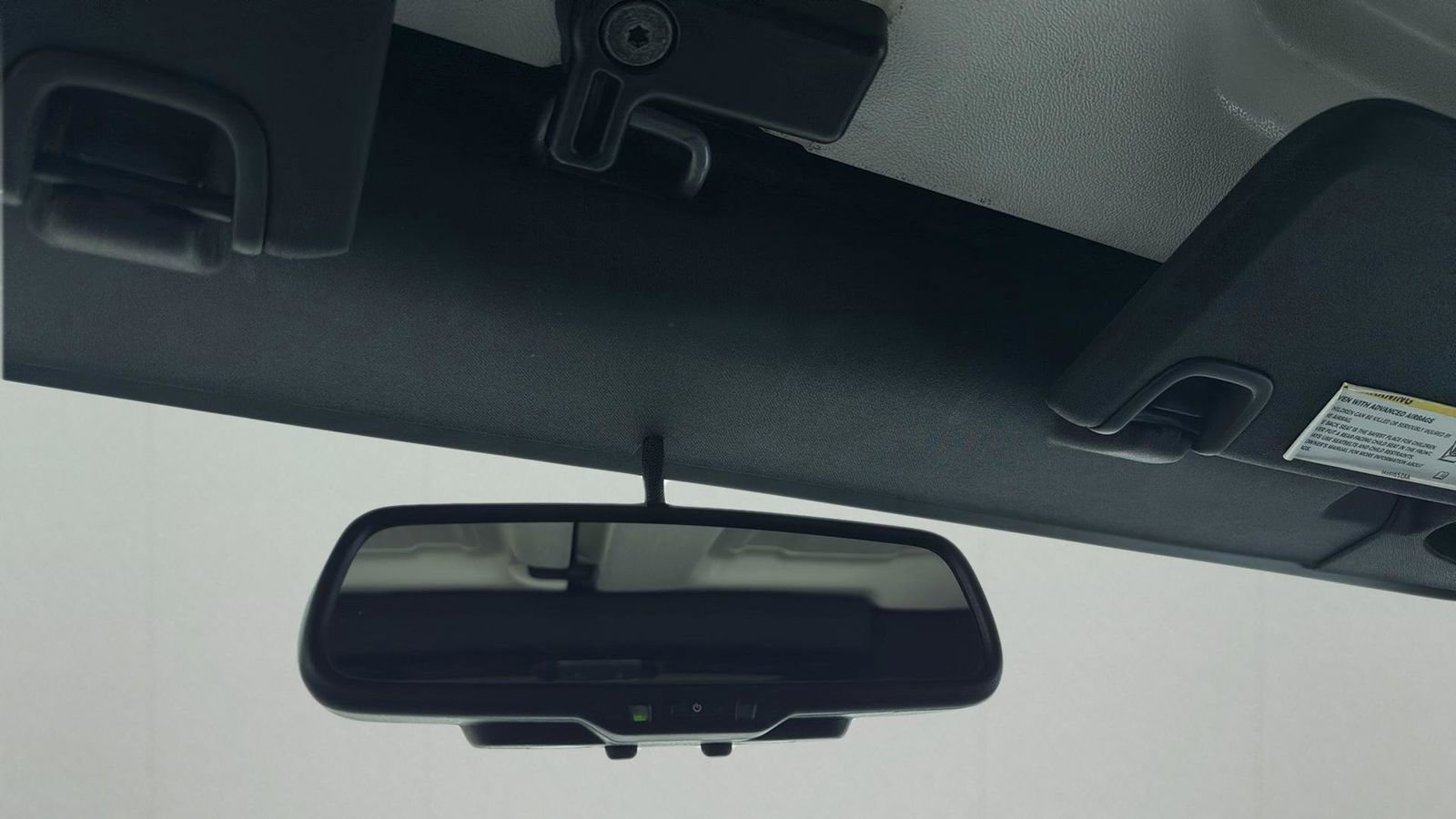 Used 2018 Jeep Wrangler Unlimited Sahara image 23