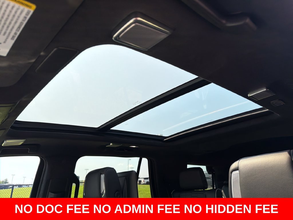 Used 2023 Cadillac Escalade Sport Platinum w/ Heavy-Duty Trailer Package AWD/4WD image 22