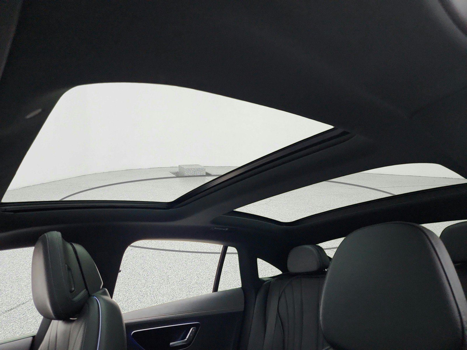 Certified 2023 Mercedes-Benz EQE 500 4MATIC Sedan image 32