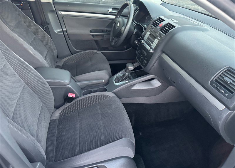 Used 2009 Volkswagen Jetta S image 11