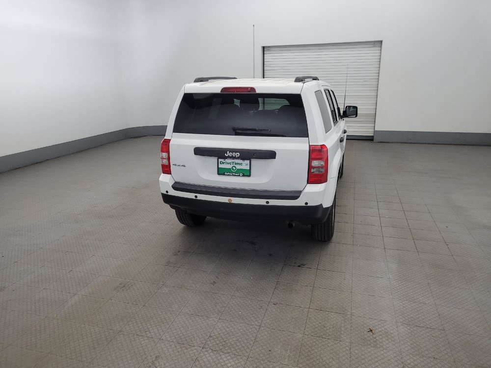 Used 2015 Jeep Patriot Sport AWD/4WD image 7