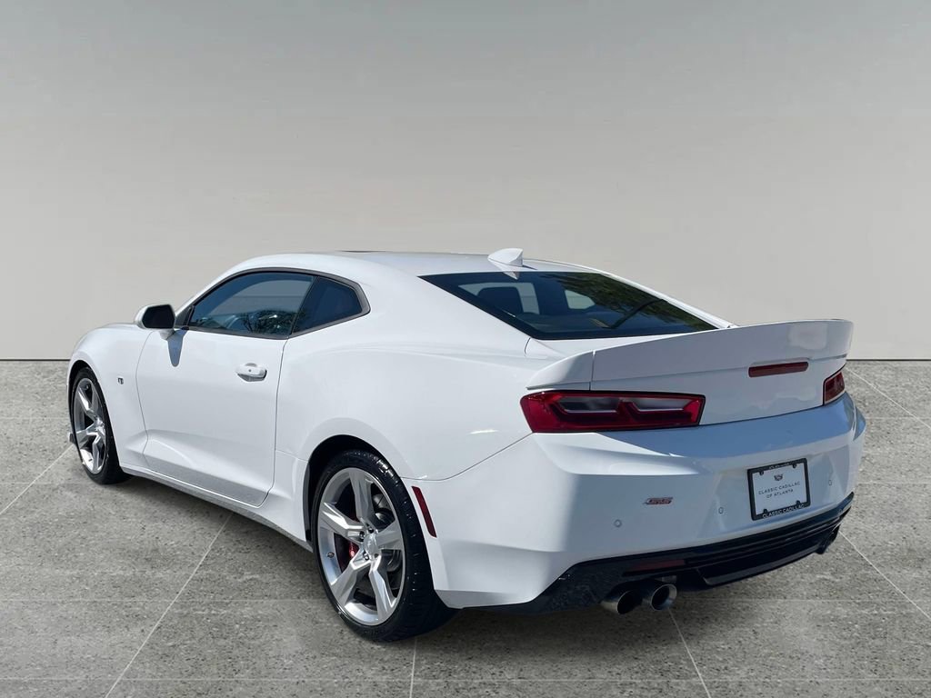 Used 2016 Chevrolet Camaro SS image 3