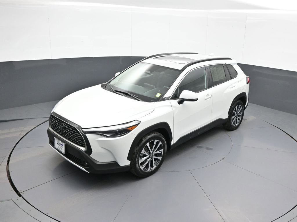 Certified 2023 Toyota Corolla Cross XLE w/ Convenience Package AWD/4WD image 34