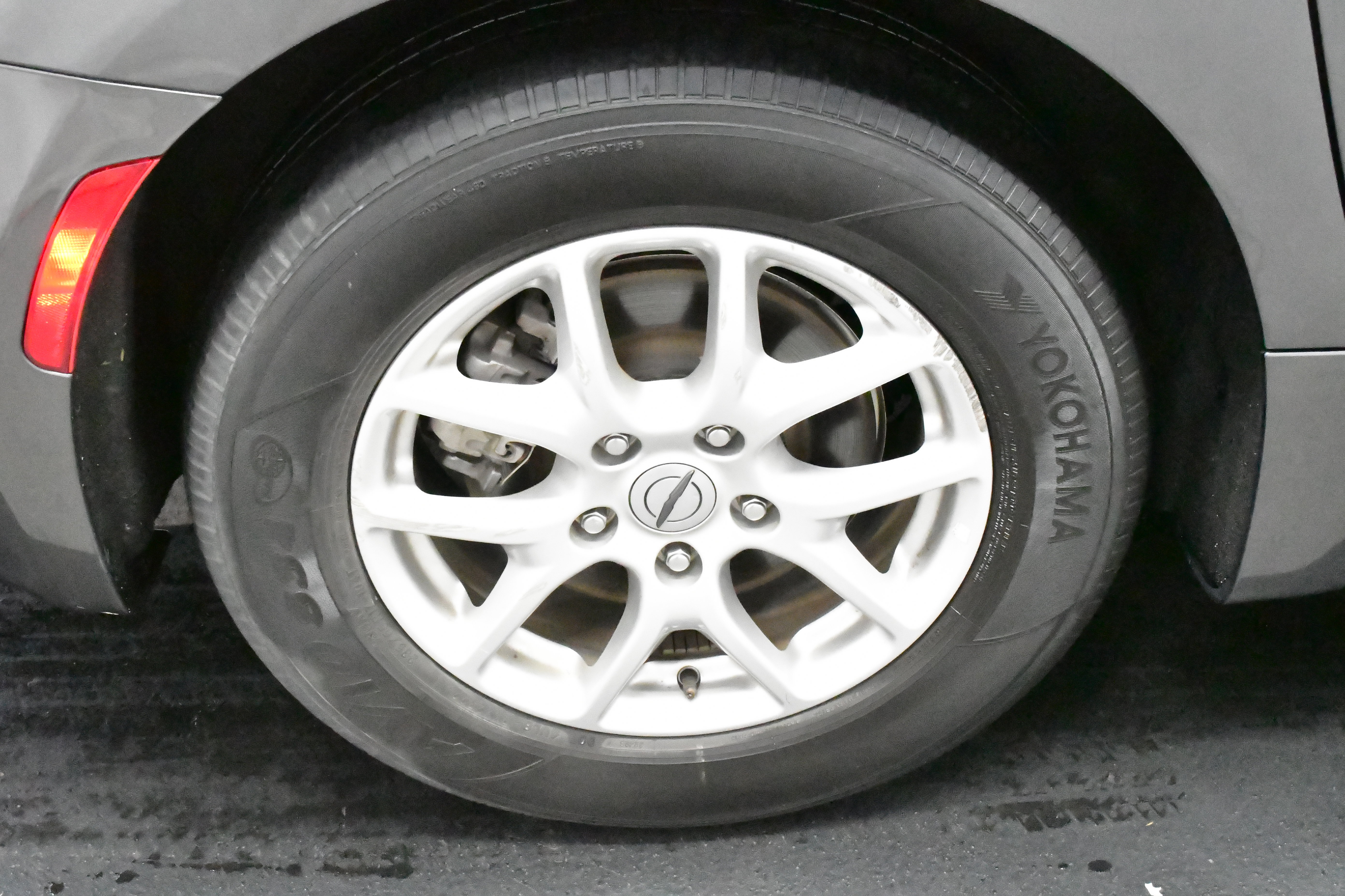 Used 2023 Chrysler Pacifica Limited image 63