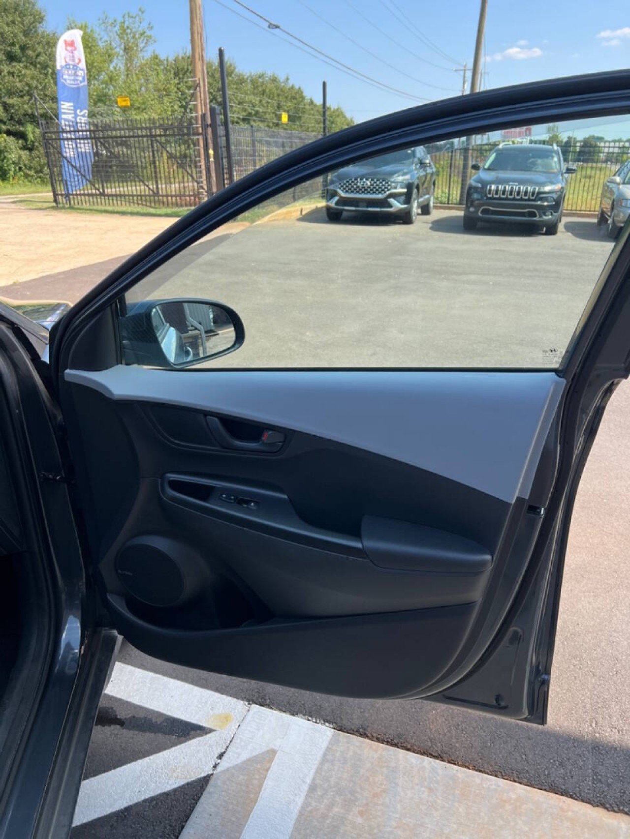 Used 2021 Hyundai Kona SEL Plus image 24