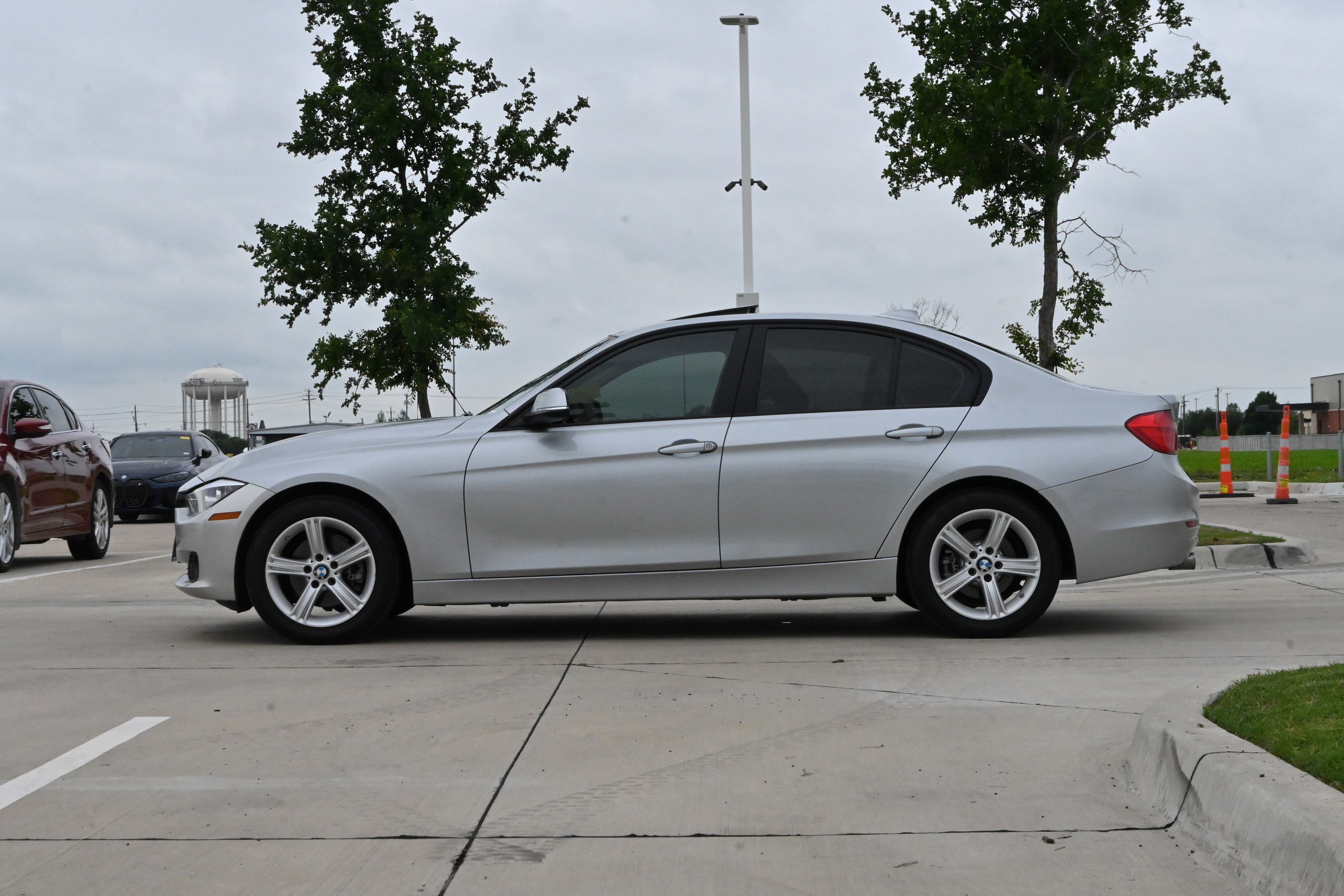 Used 2015 BMW 320i xDrive Sedan image 6