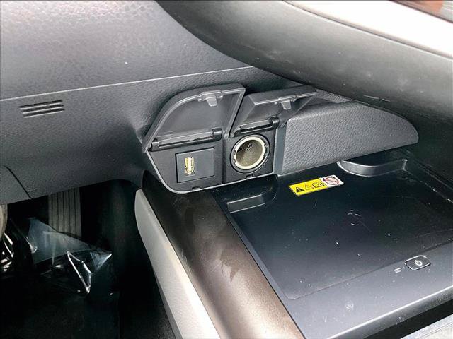 Used 2022 Toyota Camry SE w/ Audio Upgrade Package FWD image 26