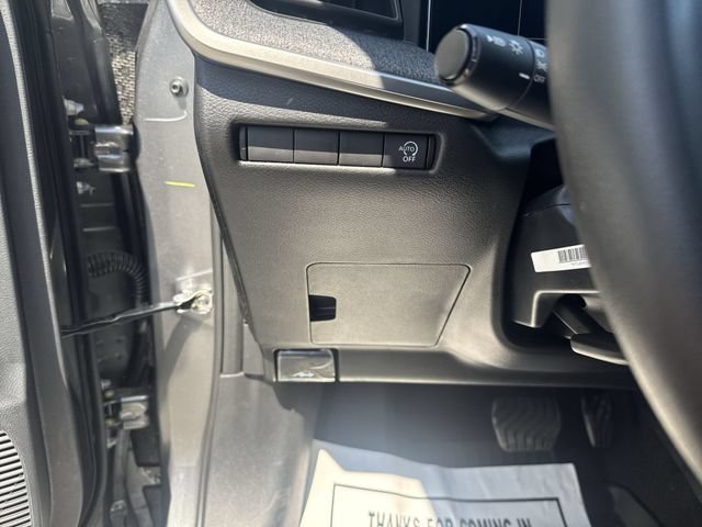 New 2026 Nissan Kicks SV w/ Charging Package FWD image 24