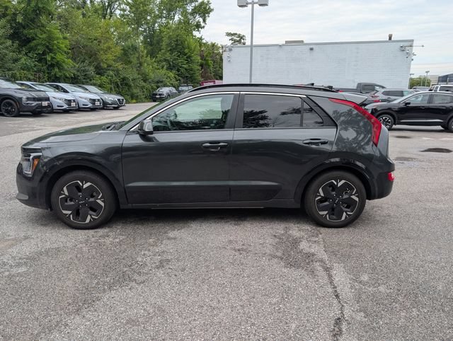 Used 2023 Kia Niro Wind w/ Wind Preserve Package FWD image 6