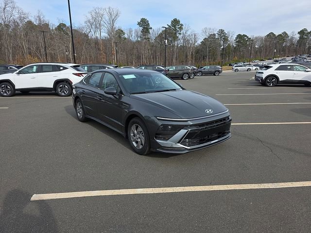 New 2026 Hyundai Sonata SE FWD image 12