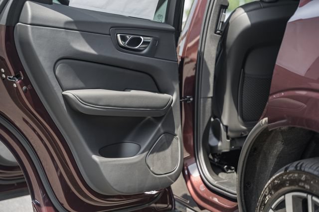 New 2026 Volvo XC60 T8 Ultra w/ Protection Package Premier AWD/4WD image 37