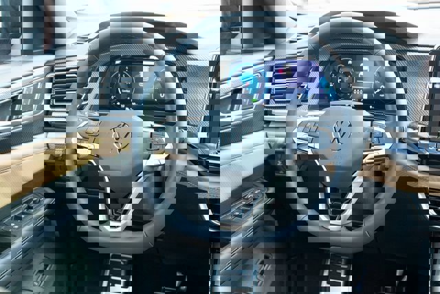 New 2026 Volkswagen Atlas Cross Sport SEL R-Line image 31