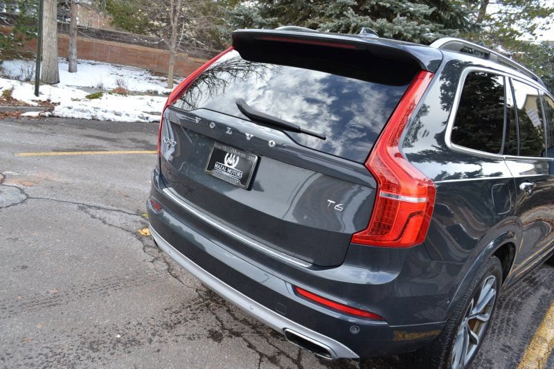 Used 2017 Volvo XC90 T6 Momentum w/ Vision Package AWD/4WD image 13