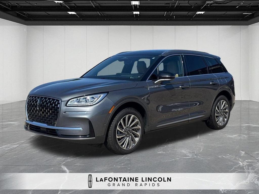 Used 2023 Lincoln Corsair Reserve w/ Equipment Group 202A AWD/4WD image 1