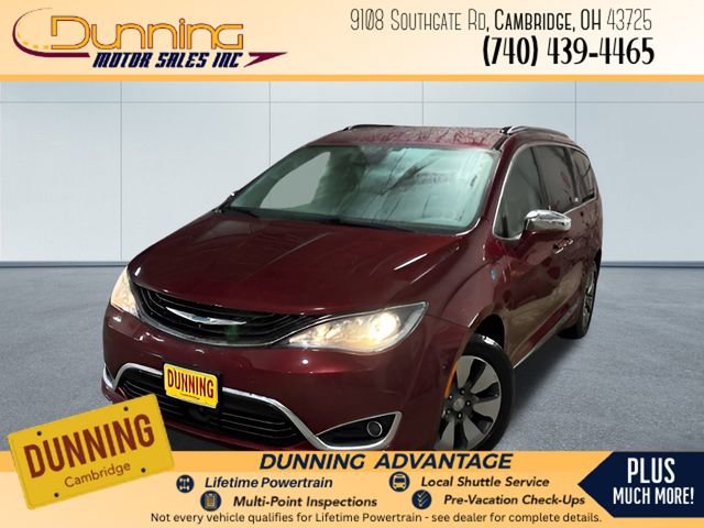 Used 2017 Chrysler Pacifica Platinum image 1