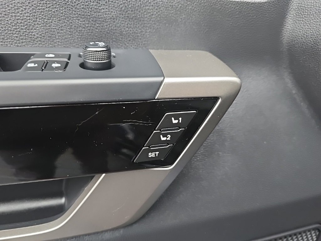 Used 2024 Toyota Tundra Limited image 18