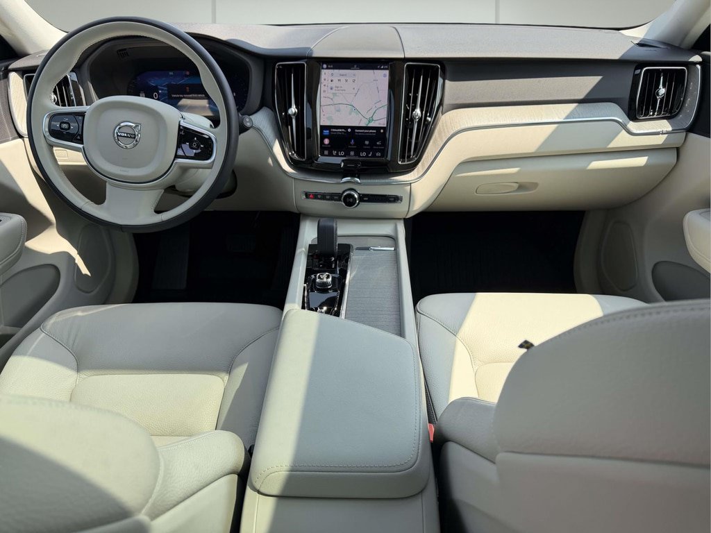 Used 2023 Volvo XC60 B5 Plus w/ Protection Package Premier FWD image 2