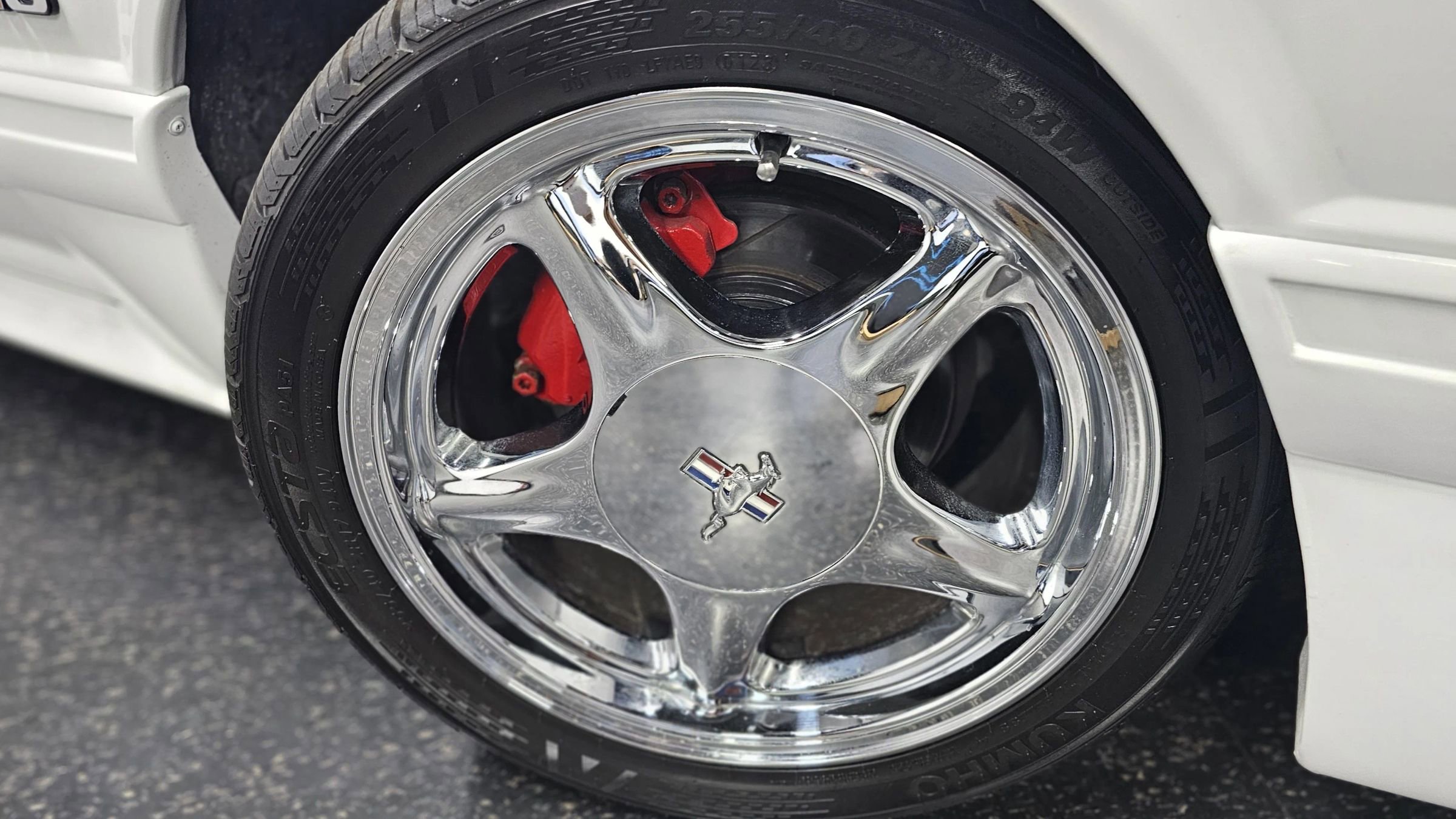 Used 1993 Ford Mustang GT RWD image 9