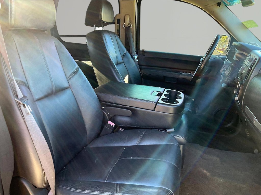 Used 2008 Chevrolet Silverado 1500 LT w/ All Star Edition AWD/4WD image 31